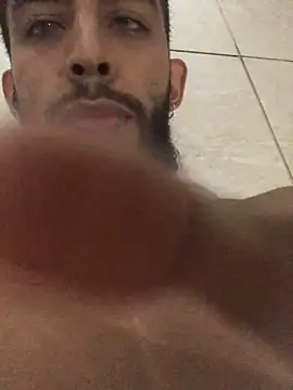 Snapshot of Alessandro__Rossi chatting on December 16, 11:39 pm Alessandro  Rossi online show from December 16, 11:39 pm