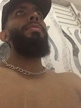 Snapshot of Alessandro__Rossi chatting on January 18, 11:55 pm Alessandro  Rossi online show from January 18, 11:55 pm