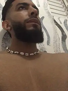 Snapshot of Alessandro__Rossi chatting on February 9, 7:27 am Alessandro  Rossi online show from February 9, 7:27 am