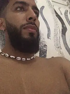 Snapshot of Alessandro__Rossi chatting on February 13, 12:46 am Alessandro  Rossi online show from February 13, 12:46 am