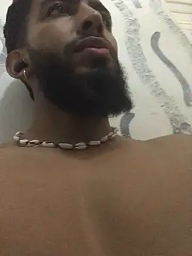 Snapshot of Alessandro__Rossi chatting on February 20, 6:24 pm Alessandro  Rossi online show from February 20, 6:24 pm