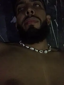 Snapshot of Alessandro__Rossi chatting on February 25, 7:20 am Alessandro  Rossi online show from February 25, 7:20 am