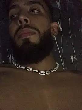 Snapshot of Alessandro__Rossi chatting on February 25, 4:10 pm Alessandro  Rossi online show from February 25, 4:10 pm