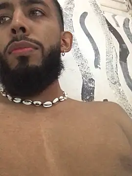 Snapshot of Alessandro__Rossi chatting on February 26, 6:21 pm Alessandro  Rossi online show from February 26, 6:21 pm