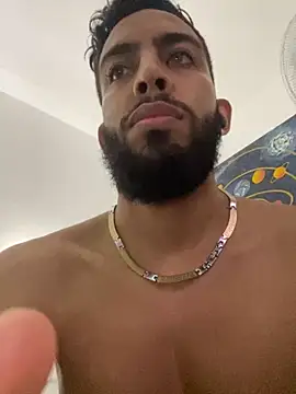 Snapshot of Alessandro__Rossi chatting on September 12, 10:37 am Alessandro  Rossi online show from September 12, 10:37 am