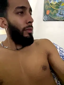 Snapshot of Alessandro__Rossi chatting on October 16, 6:25 am Alessandro  Rossi online show from October 16, 6:25 am