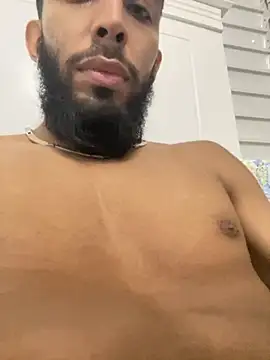 Snapshot of Alessandro__Rossi chatting on October 28, 9:24 am Alessandro  Rossi online show from October 28, 9:24 am