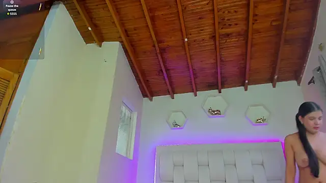 shanakendall online show from December 22, 2:47 pm