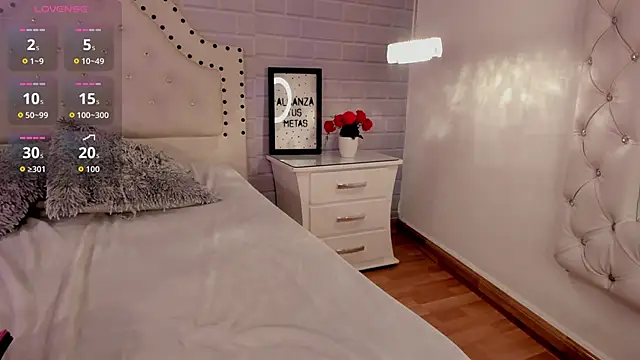  Eurekaa  online show from October 3, 1:57 am