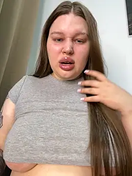 perfect sweety girl online show from October 4, 7:12 pm