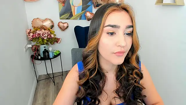 GoldenHeart 1 online show from February 17, 3:25 am