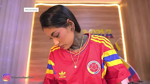 danna berlin  online show from June 27, 7:19 pm