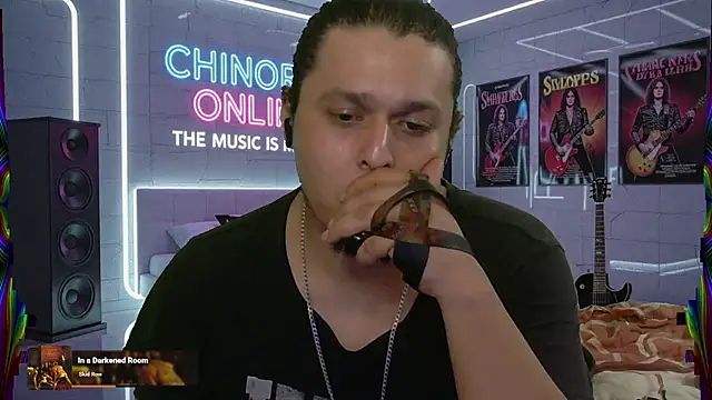 Snapshot of chino_roz chatting on September 22, 6:32 pm chino roz online show from September 22, 6:32 pm