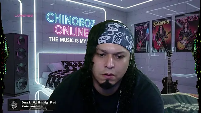 Snapshot of chino_roz chatting on October 4, 11:47 pm chino roz online show from October 4, 11:47 pm