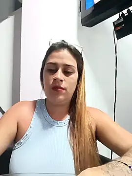 Latina sexy1 online show from February 3, 1:09 am