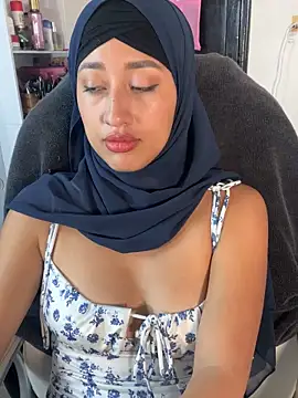 adila anich online show from September 25, 12:03 am