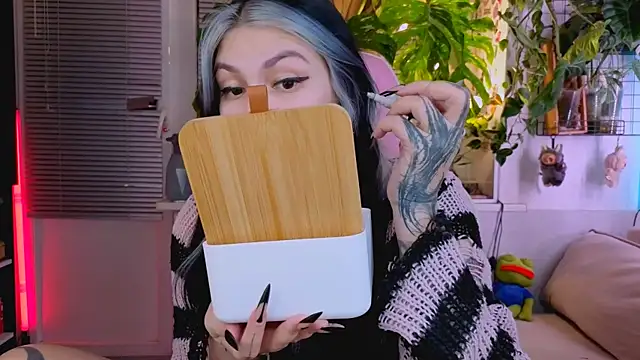 jelya sg online show from November 15, 2:02 pm