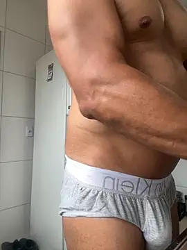 grosso-pau online show from November 16, 5:18 pm