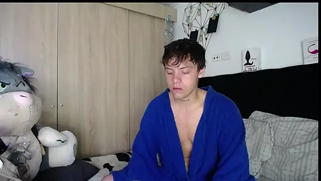 Santiago kiler online show from November 6, 10:10 pm