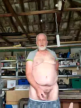 guywifi online show from February 20, 3:45 am