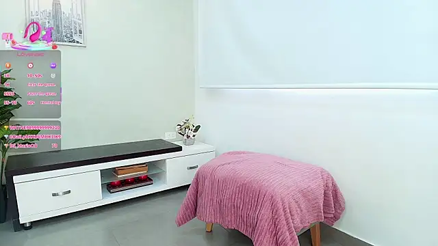 Snapshot of Sassy--Girl chatting on October 10, 6:51 pm Sassy--Girl online show from October 10, 6:51 pm