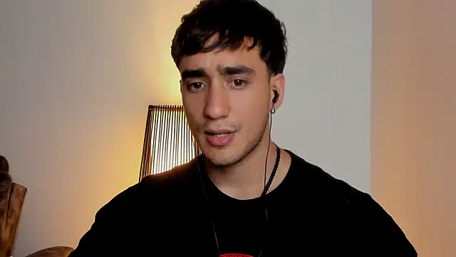 Snapshot of AlexRivera6 chatting on January 11, 9:42 pm AlexRivera6 online show from January 11, 9:42 pm