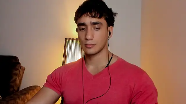 Snapshot of AlexRivera6 chatting on January 16, 12:47 am AlexRivera6 online show from January 16, 12:47 am