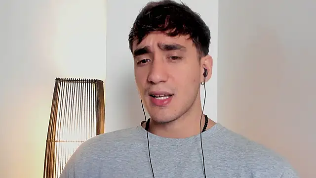 Snapshot of AlexRivera6 chatting on February 19, 4:14 pm AlexRivera6 online show from February 19, 4:14 pm
