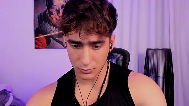 Snapshot of AlexRivera6 chatting on March 3, 9:21 pm AlexRivera6 online show from March 3, 9:21 pm
