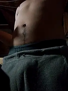 Snapshot of rodovlaz chatting on October 17, 2:37 am rodovlaz online show from October 17, 2:37 am