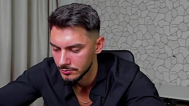 ClintMasters online show from October 15, 4:34 am