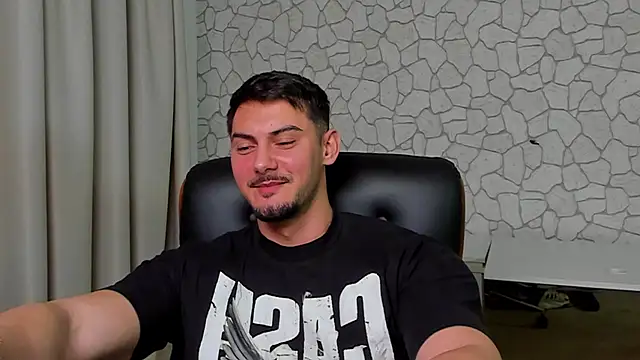 Snapshot of ClintMasters chatting on February 17, 6:21 am ClintMasters online show from February 17, 6:21 am