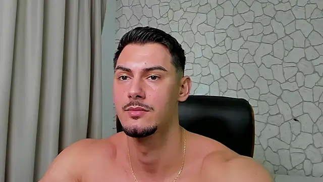 Snapshot of ClintMasters chatting on March 6, 6:54 am ClintMasters online show from March 6, 6:54 am