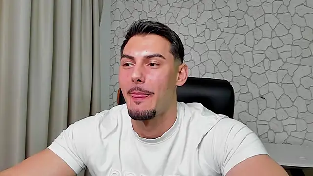 Snapshot of ClintMasters chatting on March 25, 5:57 am ClintMasters online show from March 25, 5:57 am