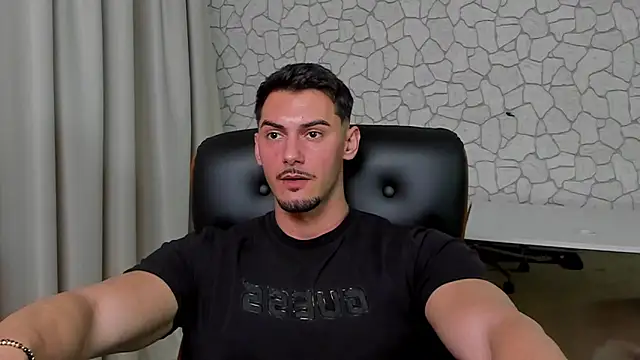 Snapshot of ClintMasters chatting on March 29, 5:51 am ClintMasters online show from March 29, 5:51 am