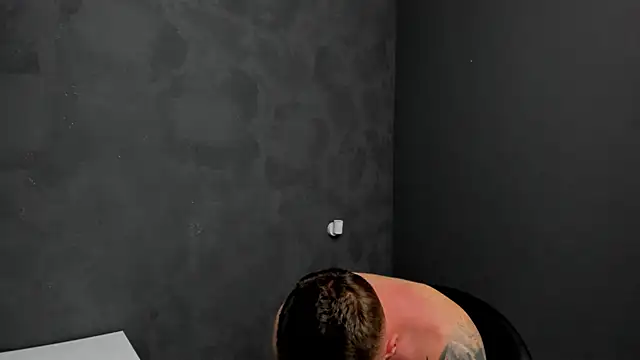 Snapshot of BrianHunts chatting on January 13, 4:30 pm BrianHunts online show from January 13, 4:30 pm