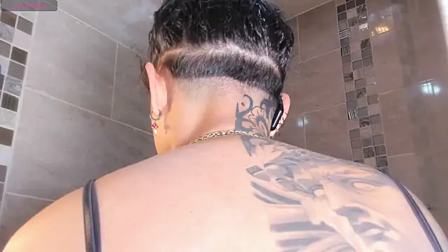 Snapshot of ohyesly_ chatting on March 29, 8:03 am ohyesly online show from March 29, 8:03 am