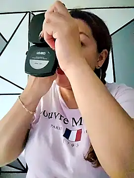 Snapshot of sakotodika chatting on February 5, 10:01 pm sakotodika online show from February 5, 10:01 pm