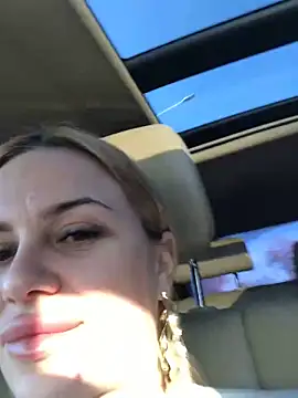 sweetdaiana23 online show from January 5, 8:32 am
