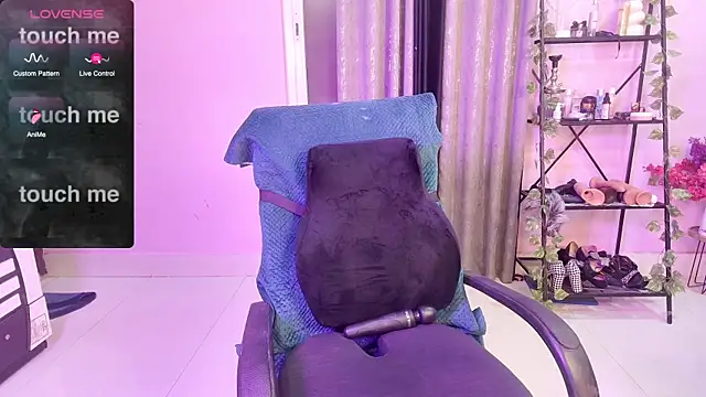 Naughty nightz online show from September 20, 6:14 am