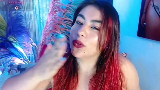 gatuwildhott online show from April 30, 1:39 pm