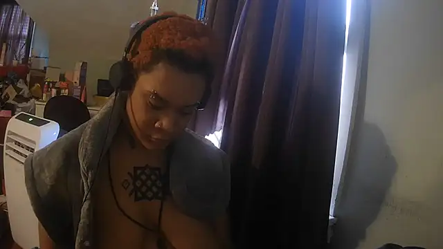 nickytheehawtie online show from July 11, 9:16 pm