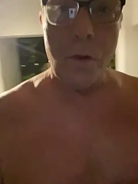 Snapshot of Cockmilker09 chatting on March 9, 10:41 am Cockmilker09 online show from March 9, 10:41 am