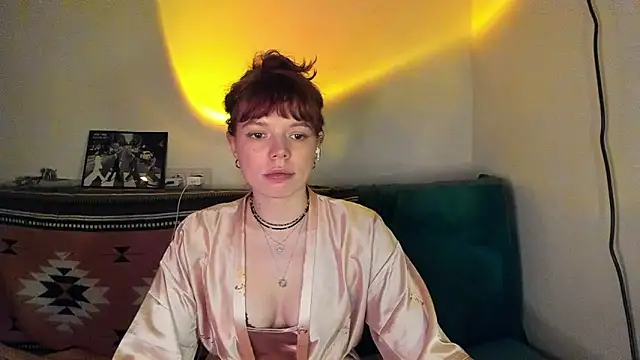 ClancyMorissey online show from December 3, 12:46 am