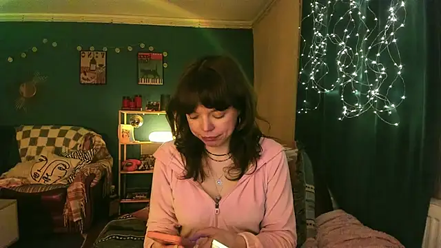 ClancyMorissey online show from February 14, 7:10 pm