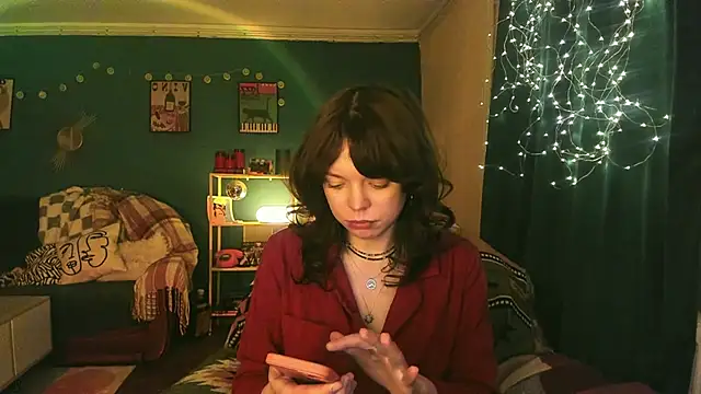 Snapshot of ClancyMorissey chatting on April 8, 5:57 pm ClancyMorissey online show from April 8, 5:57 pm