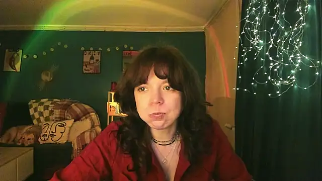 Snapshot of ClancyMorissey chatting on April 19, 5:23 pm ClancyMorissey online show from April 19, 5:23 pm