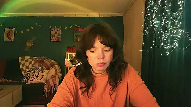 Snapshot of ClancyMorissey chatting on April 21, 4:56 pm ClancyMorissey online show from April 21, 4:56 pm
