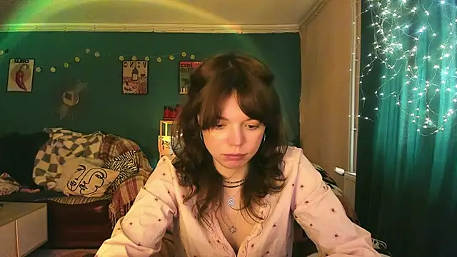 Snapshot of ClancyMorissey chatting on May 6, 4:45 pm ClancyMorissey online show from May 6, 4:45 pm