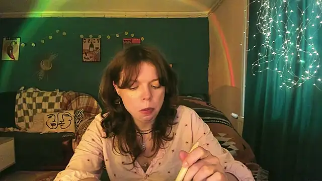 Snapshot of ClancyMorissey chatting on June 13, 5:00 pm ClancyMorissey online show from June 13, 5:00 pm
